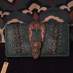 Montana west wallet